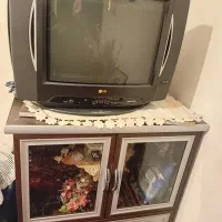 تلویزیون|تلویزیون و پروژکتور|بهار, |دیوار