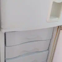 یخچال فریزر سرحمی اسنوا کارکرده 12000/000|یخچال و فریزر|بروجرد, |دیوار