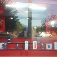 ویترین و میز اداری