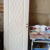 درب چوبی سفید