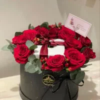 ارائه انواع باکس گل دسته گل رز عروس و.ب قیمت تولید|گل مصنوعی|مشهد, امیر|دیوار