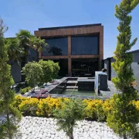 ویلا رودهن ۴۶۰متر زمین ۳۲۰متر بنا دوبلکس