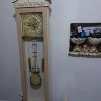 ساعت  ایستاده