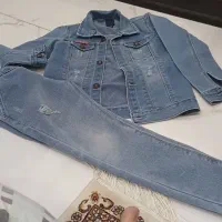 کت وشلوار لی