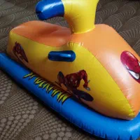 قایق بادی برای استخر