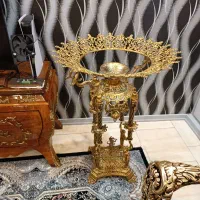 میز کنار سالنی