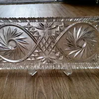 تعداد ظروف کریستال قدیمی 18 سال پیش