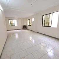 ورودی مستقل۸۵متر/طبقه اول/خیابان۲۲آبان