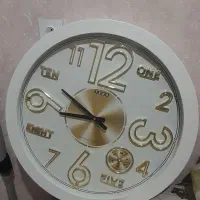 ساعت دیواری