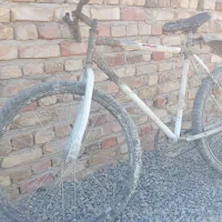 دوچرخه|دوچرخه، اسکیت، اسکوتر|خاش, |دیوار