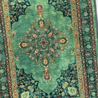 کلکسیونی از زیباترین فرش های ابریشمی ۱۲۰۰شانه رنگی|فرش|کاشان, ولیعصر|دیوار