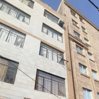 ۸۵سرجلو۱۰مترحاشیه آسانسور شفا هدایت انتهای طهری