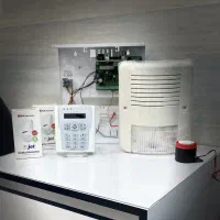 پکیج دزدگیر سیم‌کارتی AVS ایتالیایی/حرفه ای و لوکس