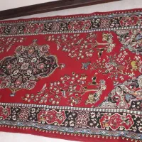فرش کناره قرمز