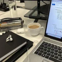 هم تیمی تولید محتوا