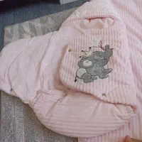 ست پتو و قنداق فرنگی کاملا نو جنس ترک|رختخواب، بالش، پتو|کلاردشت, |دیوار