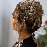 جشنواره عروس و همراهی عمارت افرا سالاریه|خدمات زیبایی و سلامت|قم, سالاریه|دیوار