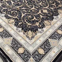 یک عدد فرش درحد نو می باشد