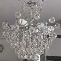 یک جفت لوستر کریستالی