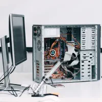 خدمات رایانه برق شبکه و امنیت