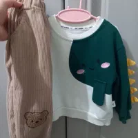 تعدادی لباس و کفش بچگانه|کفش و لباس بچه|هشتگرد, شهرک مهستان ۱|دیوار