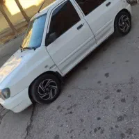 یک دستگاه خودرو 111