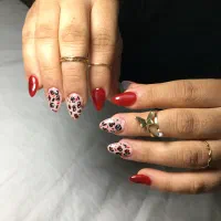 کاشت‌ناخن دست+پا۴۵۰|خدمات آرایشگری و زیبایی|دوگنبدان, |دیوار