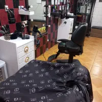 اصلاح مو مردانه با قیمت نیم بها