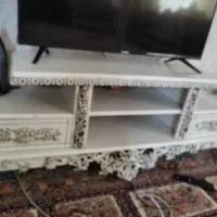 تلویزیون میز تلویزیون وگنجه ومبل 7نفره ساعت جاکفشی