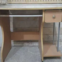 میز تحریر و کامپیوتر|میز تحریر و کامپیوتر|قم, سراجه|دیوار