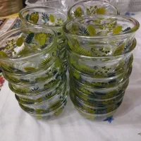 ظرف شیشه ای