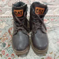 تعدادی کفش کشتی. فوتبالی. فوتسالی. زمستانی|کیف، کفش، کمربند|خرمآباد, |دیوار