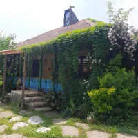 خونه مادربزرگه ( لوکیشن تاسیان و سوجان)|اجارهٔ کوتاه‌مدت ویلا و باغ|سیاهکل, |دیوار