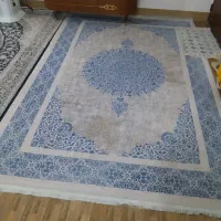 یک عدد فرش ۶ متری  در حد نو ۲در ۳