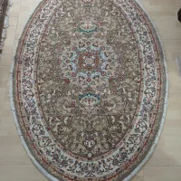 فرش بیضی