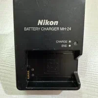 شارژر باتری دوربین نیکون مدل MH-24 در حد نو هست