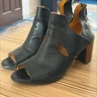 ۳ عدد کفش پاشنه بلند مجلسی زنانه|کیف، کفش، کمربند|فردیس, شهرک شهید حسینی|دیوار