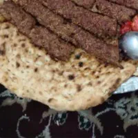 کوبیده مرغ و شترکشتار روز جلوی چشم