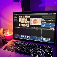 ادیتور هستم