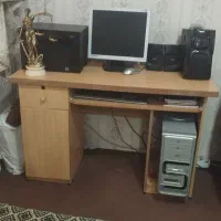 میز کامپیوتر