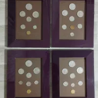 تعدادی قاب سکه شاهی|کلکسیون سکه، تمبر، اسکناس|مشهد, آزادشهر|دیوار