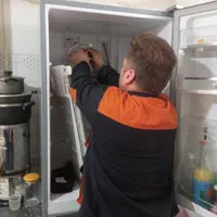 تعمیرات تخصصی یخچال صنعتی خانگی|خدمات پیشه و مهارت|میانه, |دیوار