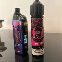 ویپ اصلی GeekVape با جویس (انگور رزبری) در حد