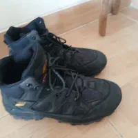 تعویض با کفش کوهنوردی وپوتین سربازی|کیف، کفش، کمربند|شهرکرد, |دیوار