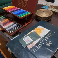 مداد رنگی فابرکاستل ۱۰۰ رنگ در حد