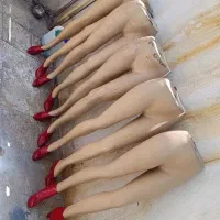 مانکن پا زنانه