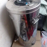 سماور برقی هست 40لیتری است