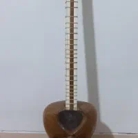 تار  مهر (زند)|سازهای سنتی|همدان, |دیوار