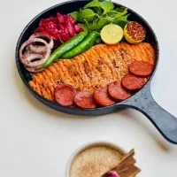 کمک آشپز ایرانی . نظافت . خدمات