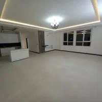 تنها‌شکاروکیل‌اباد۸۰مترطبقه‌2و6دانگ‌۲/۳۰۰نقد۶۵۰رهن